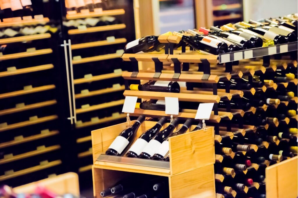 Escolha dos expositores de vinho