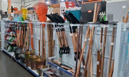 Gôndolas para loja de ferramentas: como organizar itens pesados com segurança